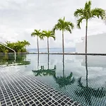 Spacious Luxury Apartment, Soul On 5Th Avenue